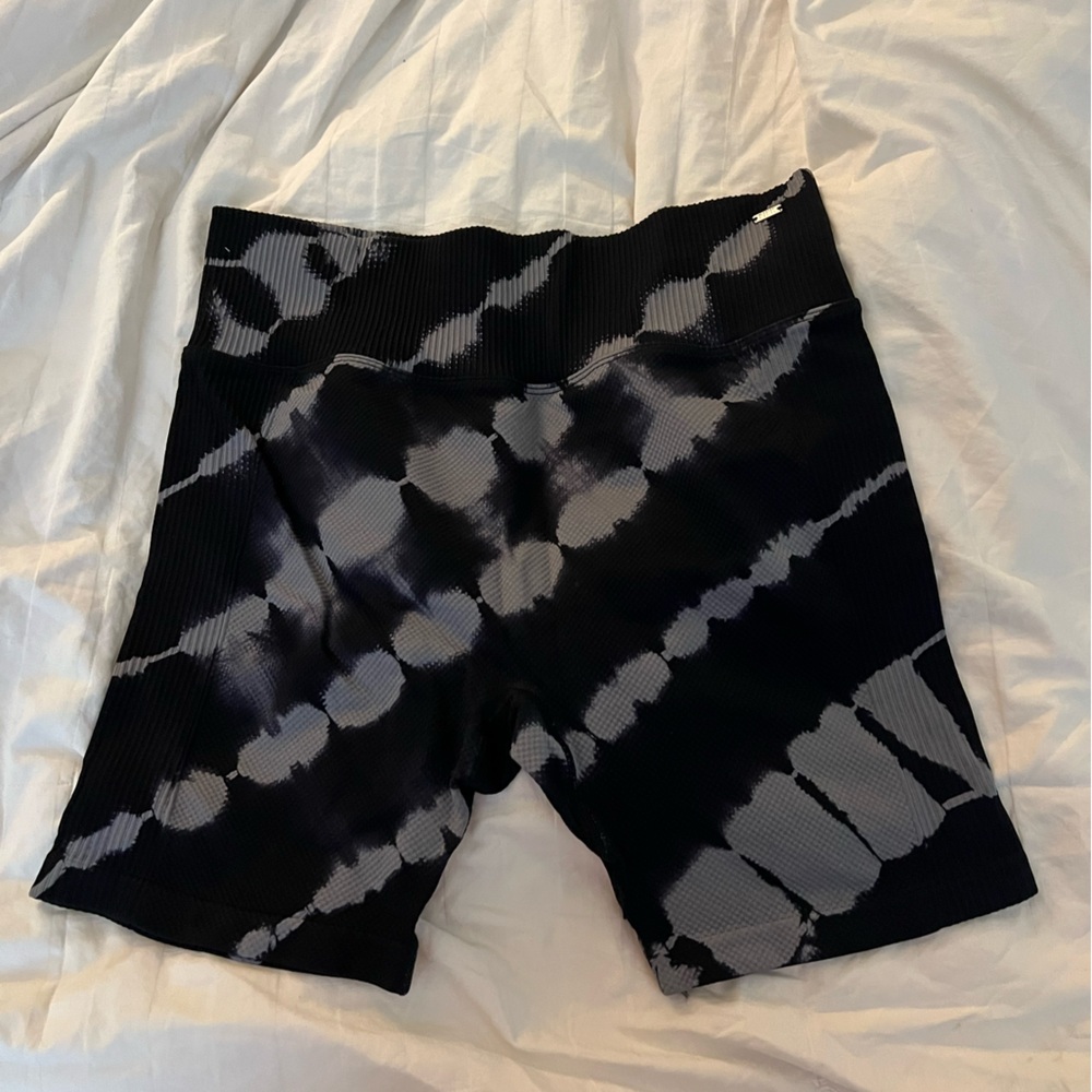 PINK Victoria's Secret Black Tie-Dye Bike Shorts